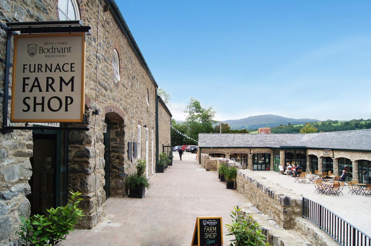 Furnace Farmhouse Bodnant Tal-y-Cafn Exterior photo